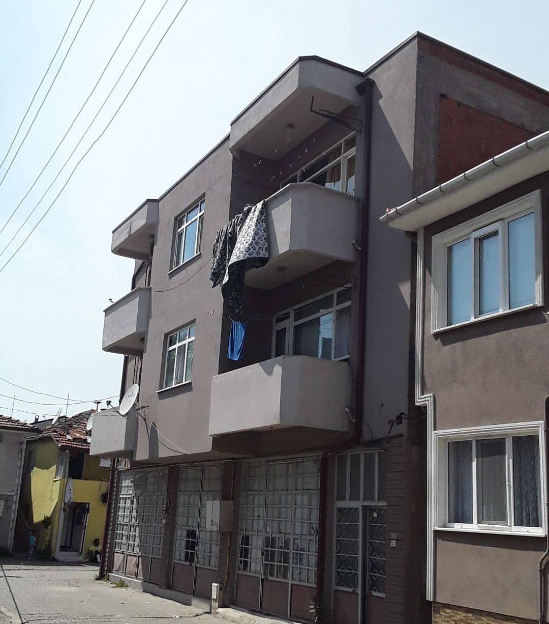 YAHYALAR MAHALLESİ ÇEŞMEMEYDANI SATILIK MÜSTAKİL EV