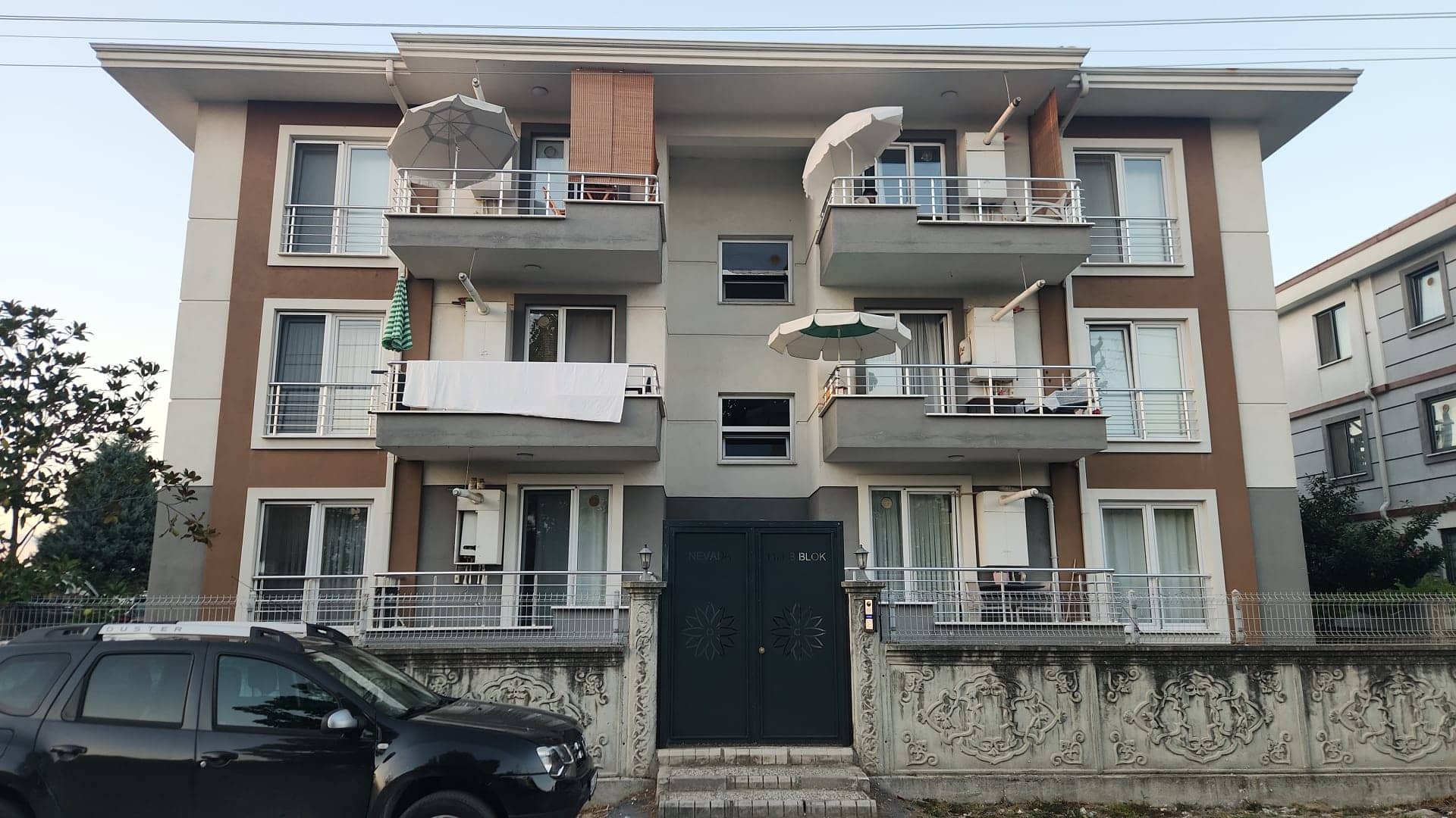 TUZLA MAHALLESİ ZİRAİ ALETLER SANAYİ GİRİŞİ SATILIK DAİRE