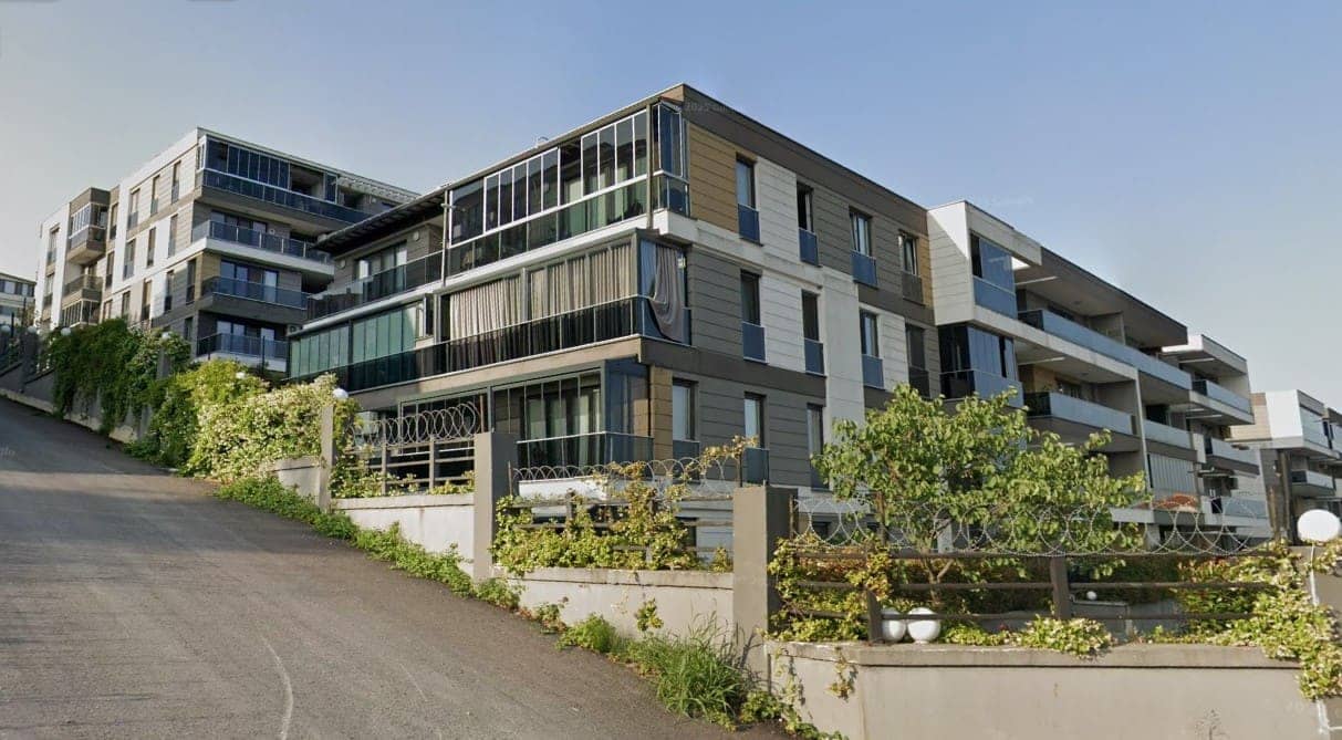 BEŞKÖPRÜ  MAHALLESİ  GÖLPARK  EVLERİ  SATILIK  DAİRE